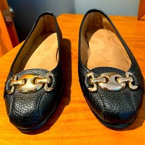 StitchNTurn black leather Aerosoles flats. New.